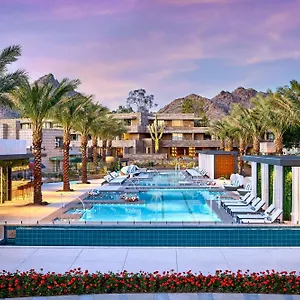 ***** Курортный комплекс Arizona Biltmore, Lxr & США